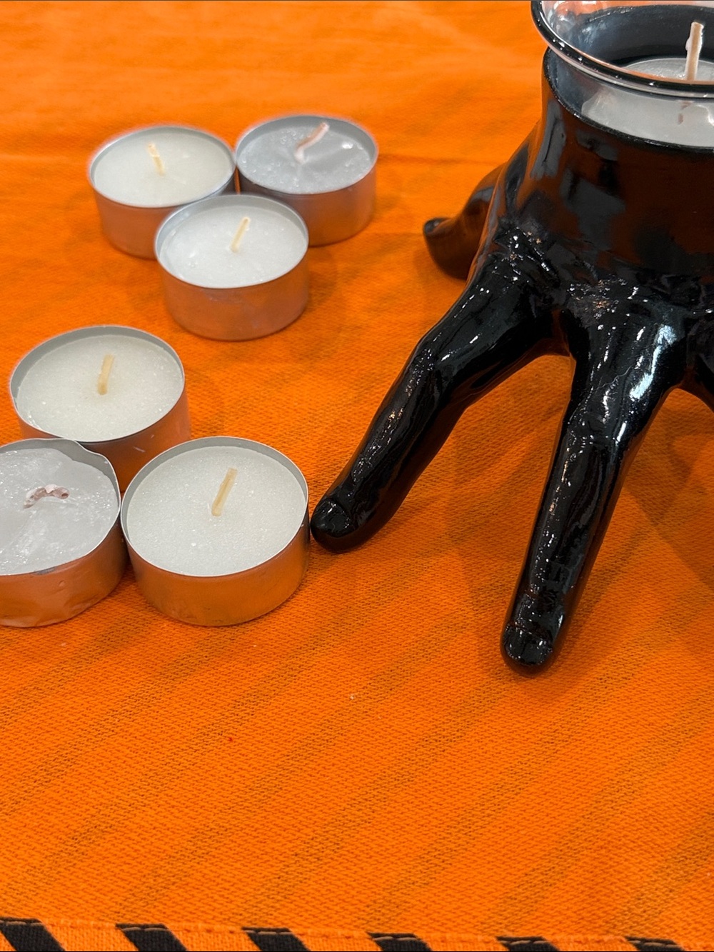 HYDE & EEK! Black Ceramic Hand Tealight Candle Holder w/30 tealights NWOT - Picture 3 of 13